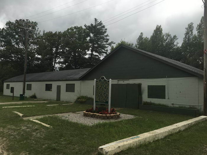 Idlewild - Sept 2016 Photo Of Ildlewild (newer photo)